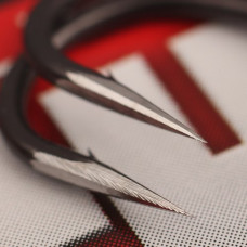 Gardner - Specialist Sharpened Covert Dark Chod hooks
